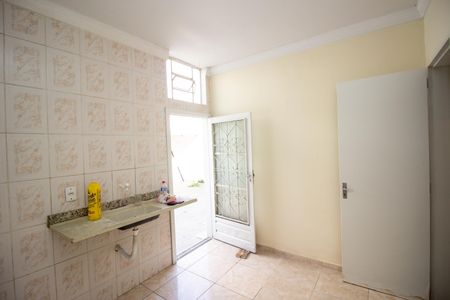 Casa para alugar com 80m², 2 quartos e 1 vaga Casa para alugar com 80m², 2 quartos e 1 vagaCozinha