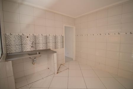 Casa para alugar com 100m², 2 quartos e 1 vagaCOZINHA