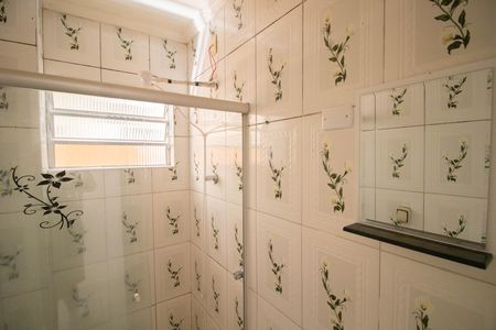 Casa para alugar com 100m², 2 quartos e 1 vagaBANHEIRO