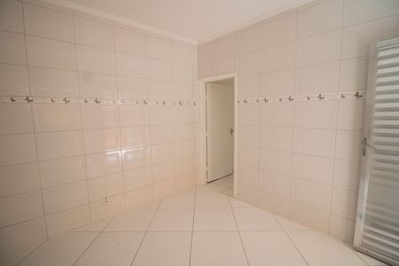 Casa para alugar com 100m², 2 quartos e 1 vagaCOZINHA