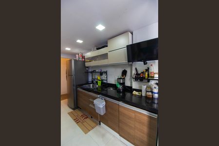 Apartamento à venda com 114m², 4 quartos e 1 vaga Apartamento à venda com 114m², 4 quartos e 1 vagaCozinha e Área de Serviço