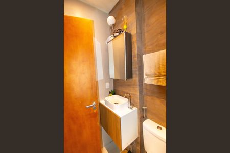 Apartamento à venda com 114m², 4 quartos e 1 vaga Apartamento à venda com 114m², 4 quartos e 1 vagaBanheiro Social 1