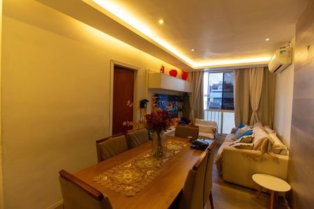 Sala de apartamento à venda com 4 quartos, 114m² em Icaraí, Niterói