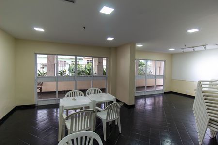 Apartamento à venda com 114m², 4 quartos e 1 vaga Apartamento à venda com 114m², 4 quartos e 1 vagaÁrea comum