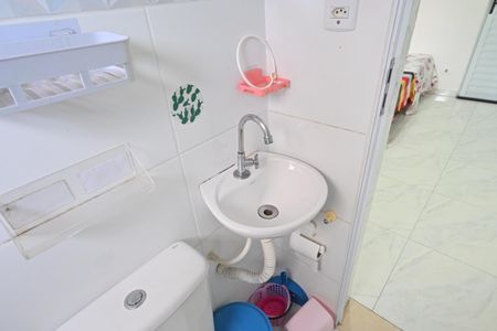 Banheiro Social  de kitnet/studio para alugar com 1 quarto, 25m² em Vila Clementino, São Paulo