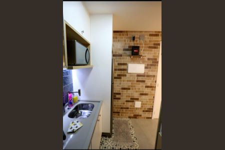 Studio para alugar com 27m², 1 quarto e sem vaga Studio para alugar com 27m², 1 quarto e sem vagaCozinha