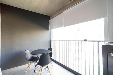 Varanda de kitnet/studio para alugar com 1 quarto, 24m² em Bela Vista, São Paulo