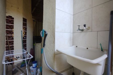 Casa de condomínio à venda com 120m², 2 quartos e 2 vagas Casa de condomínio à venda com 120m², 2 quartos e 2 vagasÁrea de Serviço