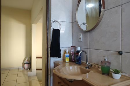 Casa de condomínio à venda com 120m², 2 quartos e 2 vagas Casa de condomínio à venda com 120m², 2 quartos e 2 vagasBanheiro Social 2