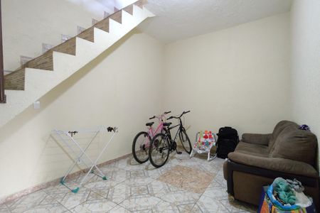 Casa de condomínio à venda com 120m², 2 quartos e 2 vagas Casa de condomínio à venda com 120m², 2 quartos e 2 vagasSala 1