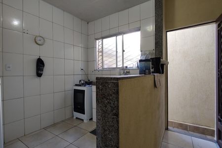 Casa de condomínio à venda com 120m², 2 quartos e 2 vagas Casa de condomínio à venda com 120m², 2 quartos e 2 vagasCozinha