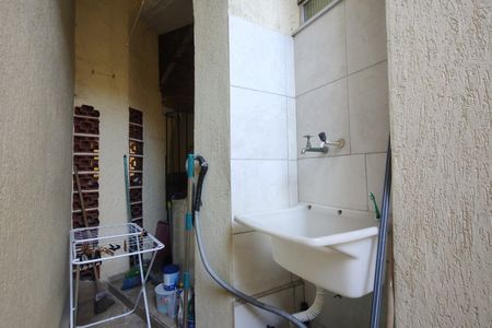 Casa de condomínio à venda com 120m², 2 quartos e 2 vagas Casa de condomínio à venda com 120m², 2 quartos e 2 vagasÁrea de Serviço