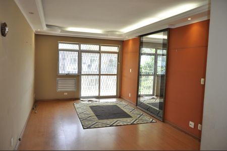 Apartamento para alugar com 3 quartos, 59m² em Todos Os Santos, Rio de Janeiro