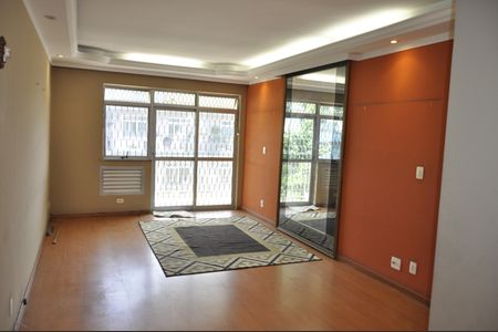 Apartamento para alugar com 3 quartos, 59m² em Todos Os Santos, Rio de Janeiro
