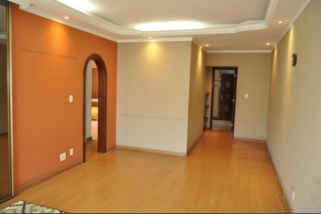 Apartamento para alugar com 3 quartos, 59m² em Todos Os Santos, Rio de Janeiro