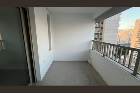 Apartamento à venda com 81m², 2 quartos e 1 vagaFoto 06