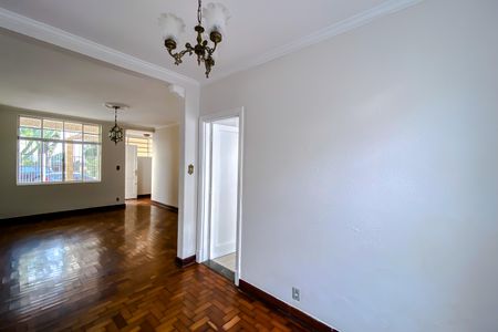 Casa à venda com 113m², 2 quartos e 1 vaga Casa à venda com 113m², 2 quartos e 1 vagaSala