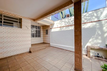 Casa à venda com 113m², 2 quartos e 1 vaga Casa à venda com 113m², 2 quartos e 1 vagaGaragem