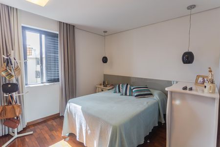 Apartamento à venda com 90m², 3 quartos e 1 vaga Apartamento à venda com 90m², 3 quartos e 1 vagaSuíte 1