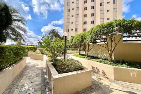 Apartamento para alugar com 61m², 2 quartos e 1 vaga Apartamento para alugar com 61m², 2 quartos e 1 vagaHall de entrada