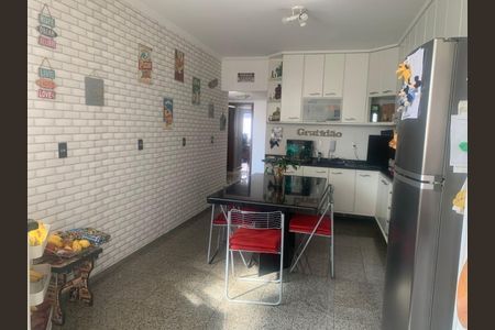 Apartamento à venda com 263m², 4 quartos e 2 vagas