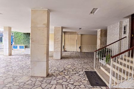 Apartamento para alugar com 59m², 1 quarto e sem vaga Apartamento para alugar com 59m², 1 quarto e sem vagaHall de entrada