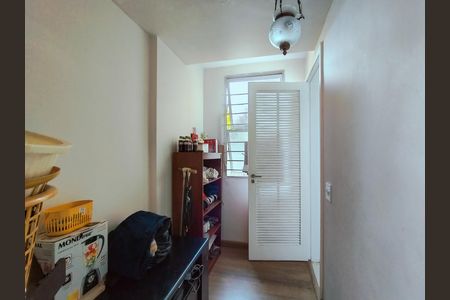 Apartamento à venda com 63m², 2 quartos e 1 vaga Apartamento à venda com 63m², 2 quartos e 1 vagaQuarto de Serviço
