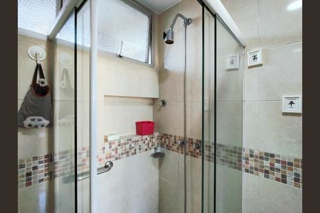 Apartamento à venda com 63m², 2 quartos e 1 vaga Apartamento à venda com 63m², 2 quartos e 1 vagaBanheiro da Suíte