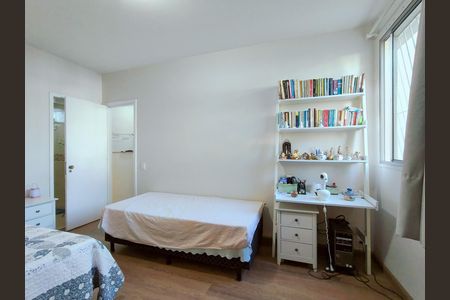 Apartamento à venda com 63m², 2 quartos e 1 vaga Apartamento à venda com 63m², 2 quartos e 1 vagaSuíte