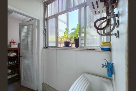 Apartamento à venda com 63m², 2 quartos e 1 vaga Apartamento à venda com 63m², 2 quartos e 1 vagaÁrea de Serviço