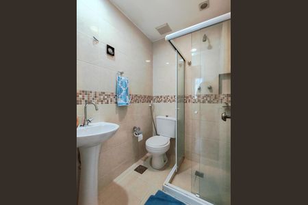 Apartamento à venda com 63m², 2 quartos e 1 vaga Apartamento à venda com 63m², 2 quartos e 1 vagaBanheiro Corredor