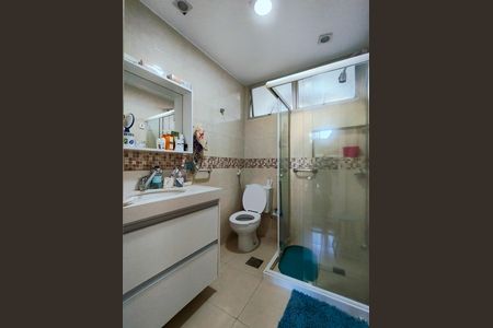 Apartamento à venda com 63m², 2 quartos e 1 vaga Apartamento à venda com 63m², 2 quartos e 1 vagaBanheiro da Suíte