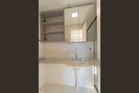 Apartamento para alugar com 61m², 2 quartos e 1 vaga Apartamento para alugar com 61m², 2 quartos e 1 vagaBanheiro da Suíte