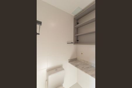 Apartamento para alugar com 61m², 2 quartos e 1 vaga Apartamento para alugar com 61m², 2 quartos e 1 vagaBanheiro da Suíte