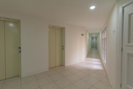 Apartamento para alugar com 61m², 2 quartos e 1 vaga Apartamento para alugar com 61m², 2 quartos e 1 vagaÁrea comum/Elevador