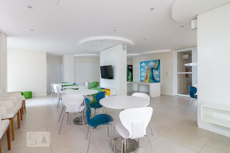 Apartamento para alugar com 59m², 2 quartos e 1 vaga Apartamento para alugar com 59m², 2 quartos e 1 vagaÁrea comum - Salão de festas