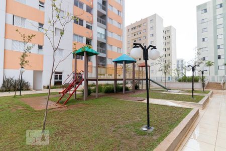 Apartamento para alugar com 59m², 2 quartos e 1 vaga Apartamento para alugar com 59m², 2 quartos e 1 vagaÁrea comum - Playground