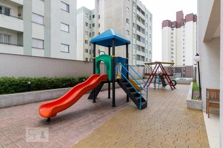 Apartamento para alugar com 59m², 2 quartos e 1 vaga Apartamento para alugar com 59m², 2 quartos e 1 vagaÁrea comum - Playground