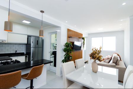 Sala de apartamento para alugar com 2 quartos, 59m² em Picanço, Guarulhos