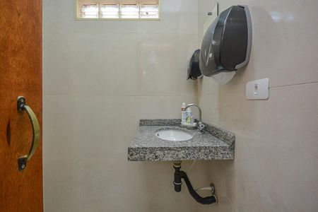 Casa à venda com 340m², 4 quartos e 2 vagas