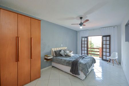 Casa à venda com 340m², 4 quartos e 2 vagas