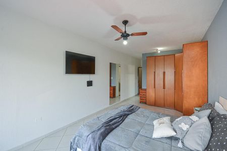 Casa à venda com 340m², 4 quartos e 2 vagas