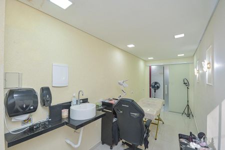 Casa à venda com 340m², 4 quartos e 2 vagas