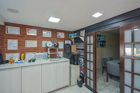 Casa à venda com 340m², 4 quartos e 2 vagas