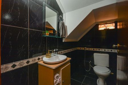 Casa à venda com 340m², 4 quartos e 2 vagas