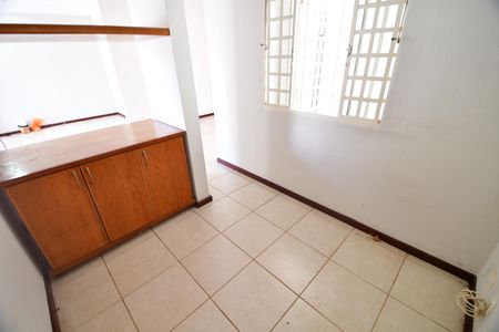 Escritório de casa para alugar com 3 quartos, 140m² em Cidade Universitária, Campinas