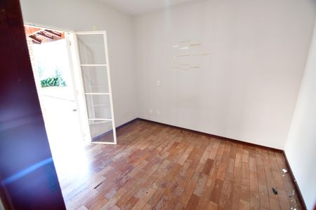 Casa para alugar com 140m², 3 quartos e 2 vagasQuarto 2