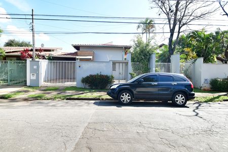 Casa para alugar com 140m², 3 quartos e 2 vagasFachada
