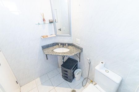Apartamento para alugar com 60m², 2 quartos e 1 vaga Apartamento para alugar com 60m², 2 quartos e 1 vagaBanheiro