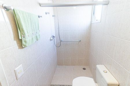 Apartamento para alugar com 60m², 2 quartos e 1 vaga Apartamento para alugar com 60m², 2 quartos e 1 vagaBanheiro da Suíte